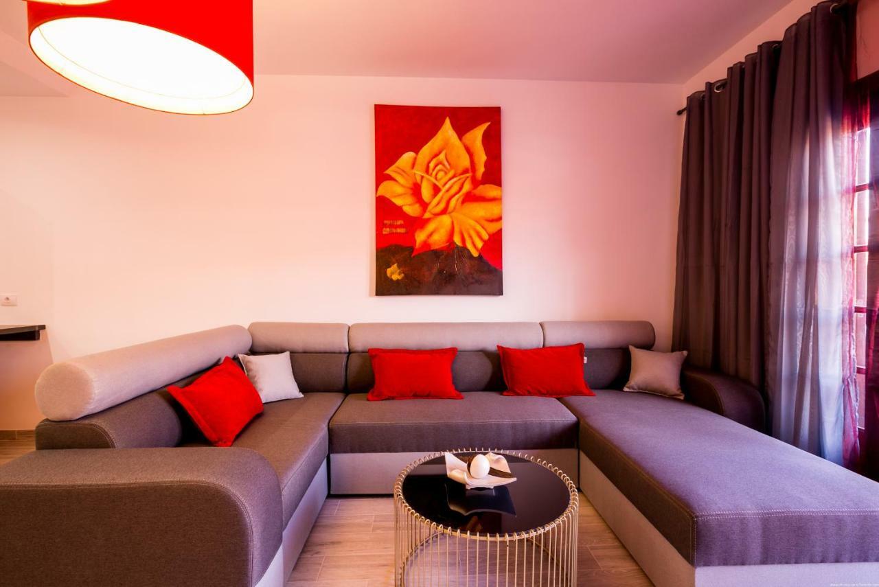 Spacious & Stylish Apartment Los Cristianos Los Cristianos  Esterno foto