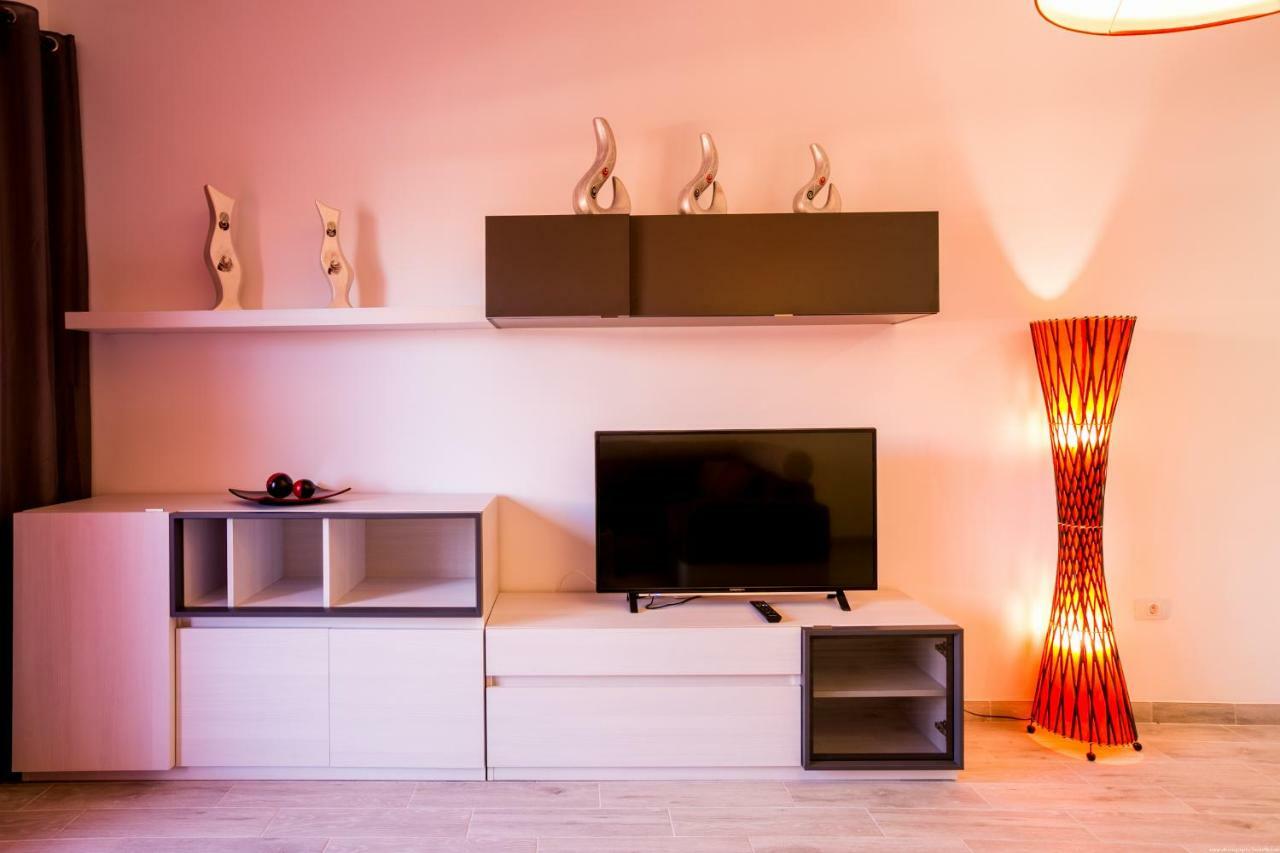 Spacious & Stylish Apartment Los Cristianos Los Cristianos  Esterno foto
